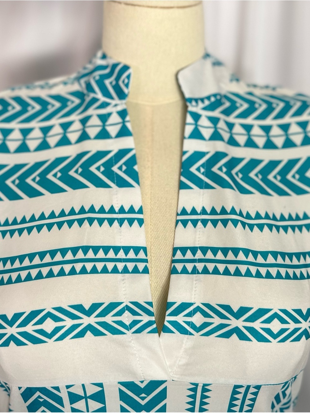West Coast Turquoise White Tribal Print Sleeveless Shift Dress Size Large (1327) - Picture 8 of 11